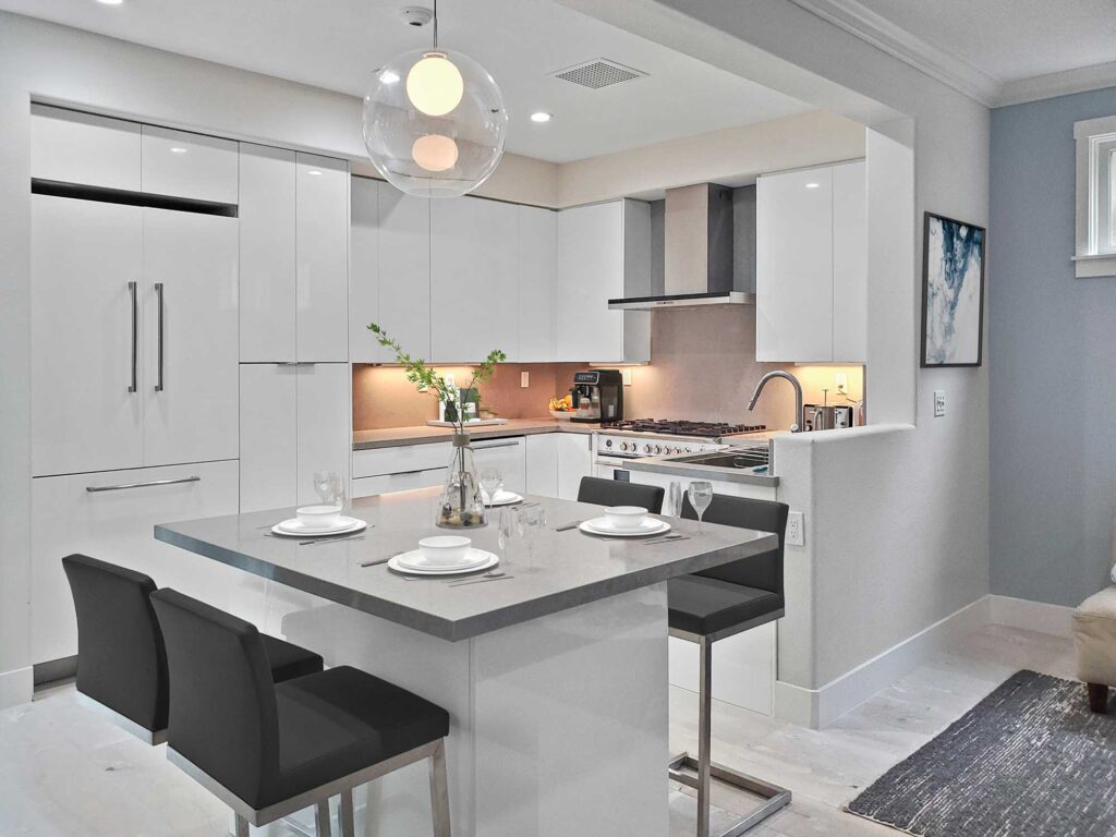 Mission-Viejo kitchen remodel with island and quartz countertops