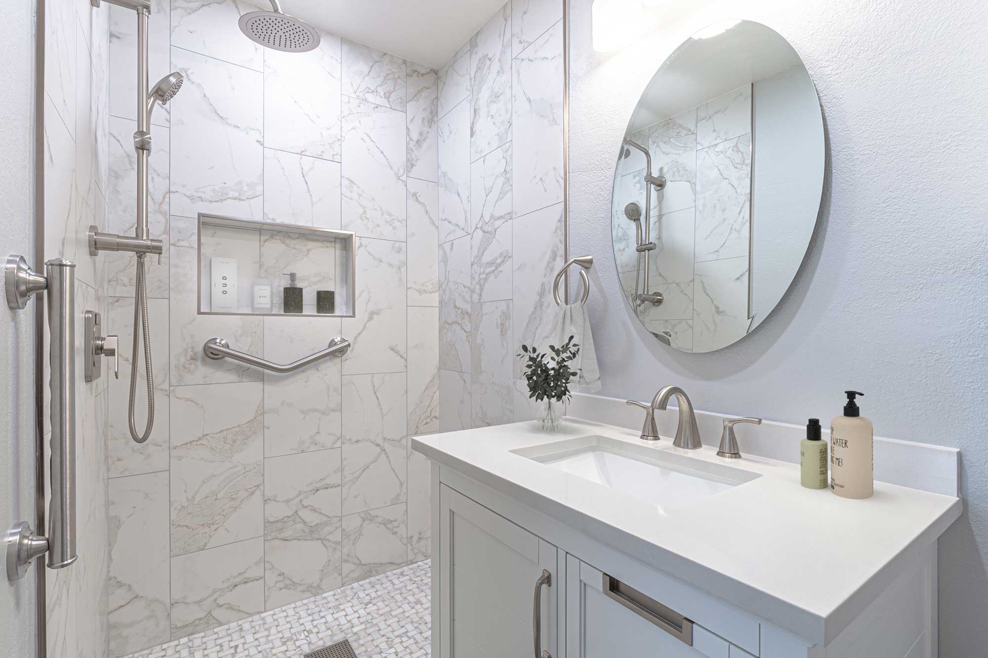 Missoin Viejo Bright bathroom remodel with walk in shower